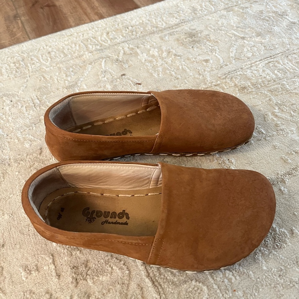 Handmade leather grounding flats size 40